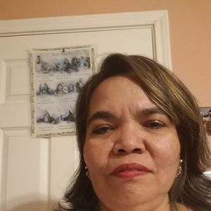 Meet your Posher, Dinora